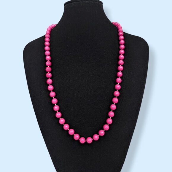 (2/$20) Vintage Pink Beaded Necklace - Picture 1 of 5
